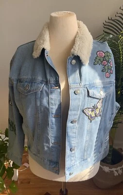 CHAQUETA DENIM MINDFUL BALANCE OVERSIZE MEDIANA BORDADA H&M NUEVA CON ETIQUETAS Foto 1 de 4