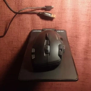 ROCCAT LEADR Wirless Gaming Maus mit Ladestation - MINT Condition - Neuwertig - Bild 1 von 4