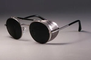 Occhiali da sole steampunk Sarah Connor Terminator 2 costume uomo donna occhiali 9 colori - Foto 1 di 28