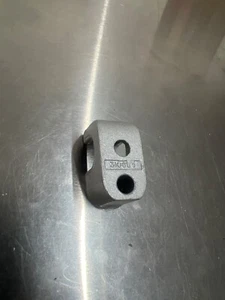 Johnson Evinrude OMC 310685 blocco di ancoraggio produttore di apparecchiature originali - Foto 1 di 1