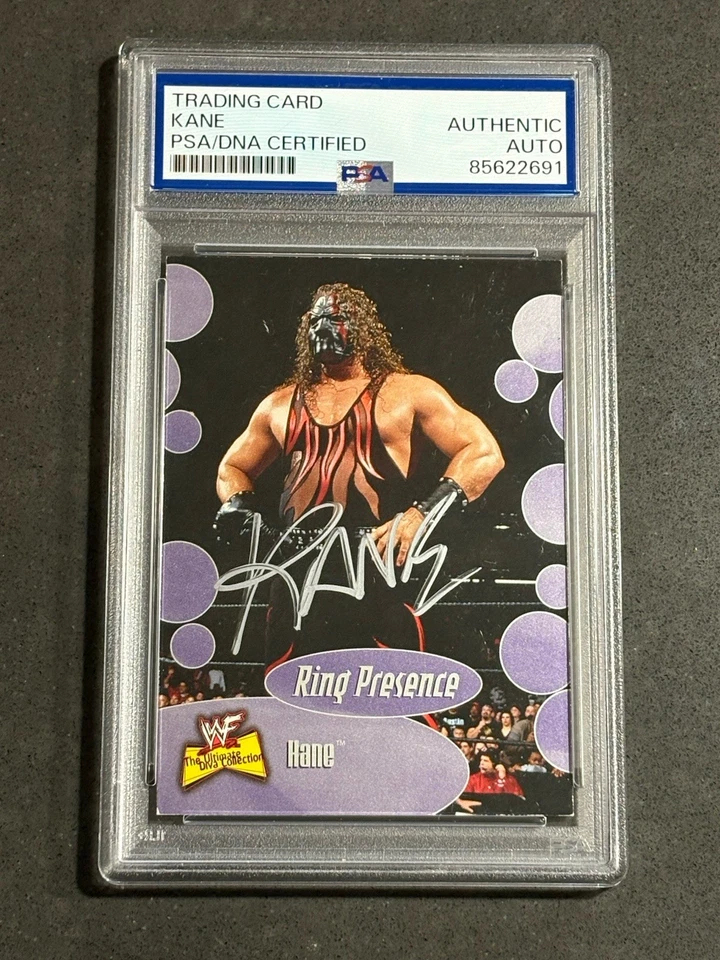 KANE 2001 FLEER WWF ULTIMATE DIVAS SIGNED AUTOGRAPHED CARD PSA/DNA CERTIFIED - Image 1 of 2