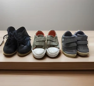 Toddler Boys Shoes Lot of 3 Size 4 - Picture 1 of 2