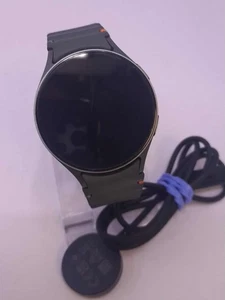Samsung Galaxy Watch7 Bluetooth 40mm, Green - Picture 1 of 5