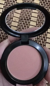 MAC Powder Blush MELBA (Soft coral-peach), 6 g/ 0.21 US oz NWOB Brand New No Box - Picture 1 of 5