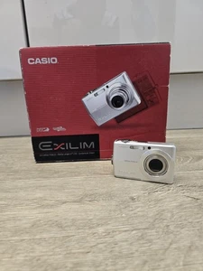 Casio Digital Camera Exilim EX-Z600 6.0MP Silver Tested - Picture 1 of 12