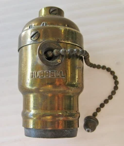 Vintage HUBBELL Raised Letter Light Socket with Acorn Pull Chain - Picture 1 of 3