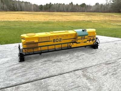 Maine Central ALCO RS-11 Diesel Locomotive #802 SHELL HO Scale - Image 1 of 4