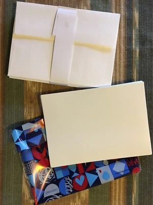 HP Advanced Photo printer paper, 20 sheets prints up to 5” x 7“, with envelopes - Image 1 of 4