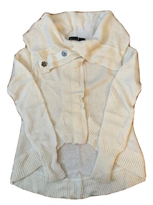 Suéter MODA International Victorias Secret para mujer capucha cuello a presión marfil pequeño Foto 1 de 4