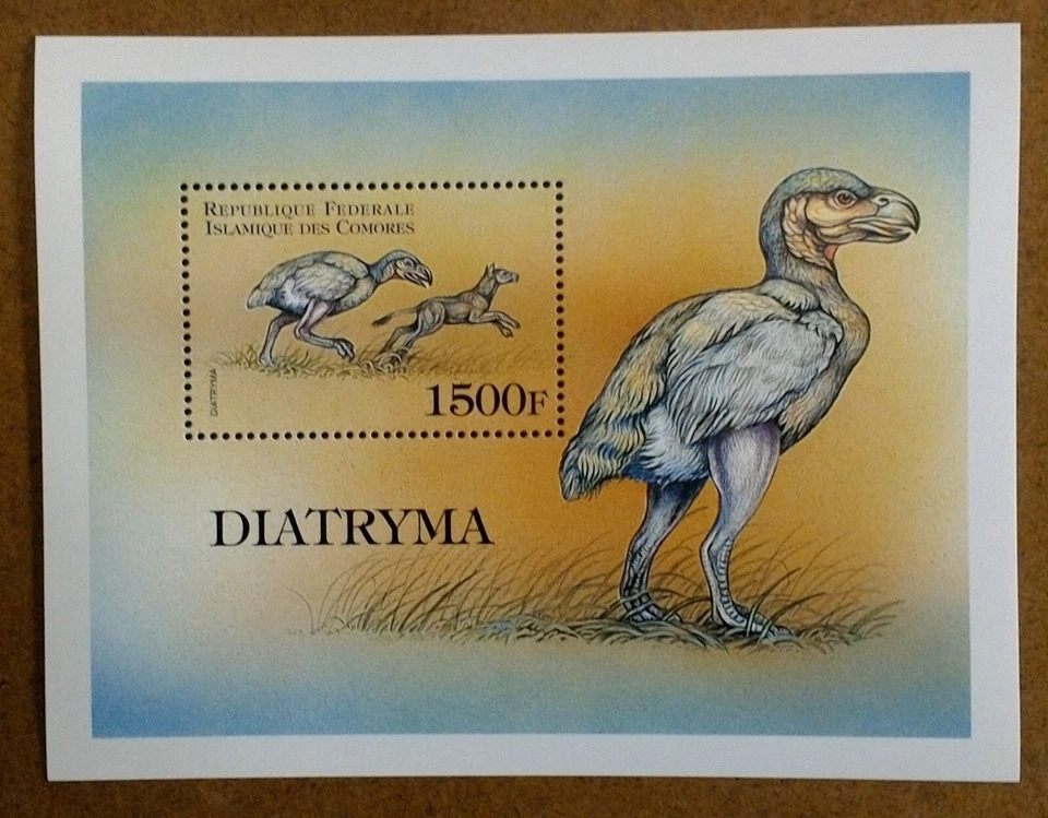 CLÁSICOS DE COLECCIÓN - Comoras 1999 - Pájaro Dinosaurio, Diatryma - Hoja de recuerdo - MNH Foto 1 de 1