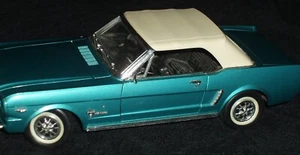 Ford Mustang Mira/Solido 1964 1/2 convertible 1/18 turquesa/blanco metal fundido a presión - Imagen 1 de 14