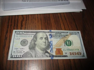 2009 $100 FEDERAL RESERVE FANCY SERIAL # SIX THREES ~33332233~ BINARY NUMBER - Picture 1 of 2