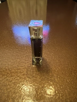 Perfume Provocative 0,33 oz eau de parfum spray para mujeres por Elizabeth Arden Foto 1 de 3