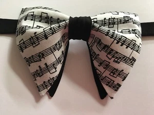 Handmade Musical Notes Chords Bow tie Vintage style 70`s Black White Pretied - Picture 1 of 3