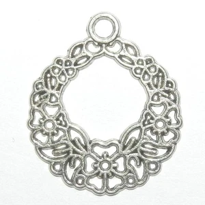 Colgante corona redonda diseño floral intrincado M7126 plata antigua 30 mm 10 piezas - Imagen 1 de 3