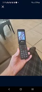 BLU Flex - (B300V) - Black - Flip Phone - (TracFone) - 4G/LTE - WORKS GREAT!!! - Picture 1 of 1
