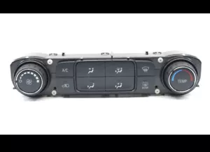 GM Genuine Part 15-74848 Black Carbon Heating and Air Conditioning Control Panel - Picture 1 of 5