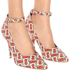 Zapatos de tacón Burberry Wiltkin Logomania de cuero con triple tachuela punta 8,5 38,5 - Imagen 1 de 8