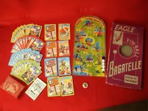 METTOY 1950 BOXED RIDERS OF THE RANGE BAGATELLE PIN BALL CARD GAME & PIN BADGE - Foto 1 di 13