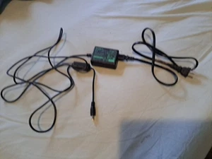 NSC-GC1 NSC-GC3 - OEM - Sony Netzteil Ladegerät Modell: UPA -AC05 Ausgang 5V - Bild 1 von 2