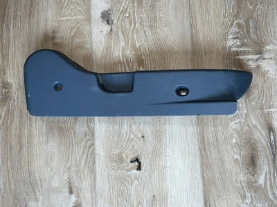 89 90 91 92 93 94 Geo Metro Front Passenger Seat Trim DARK Gray 4 Door only - Imagem 1 de 4