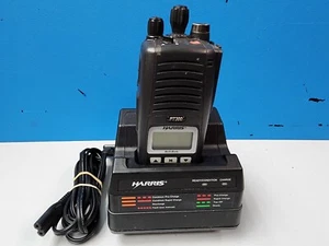 Radio Harris P7300 MAEV-T7HXX P25 7/800 MHZ TRUNKING MULTIMODE AKKU LADEGERÄT - Bild 1 von 9