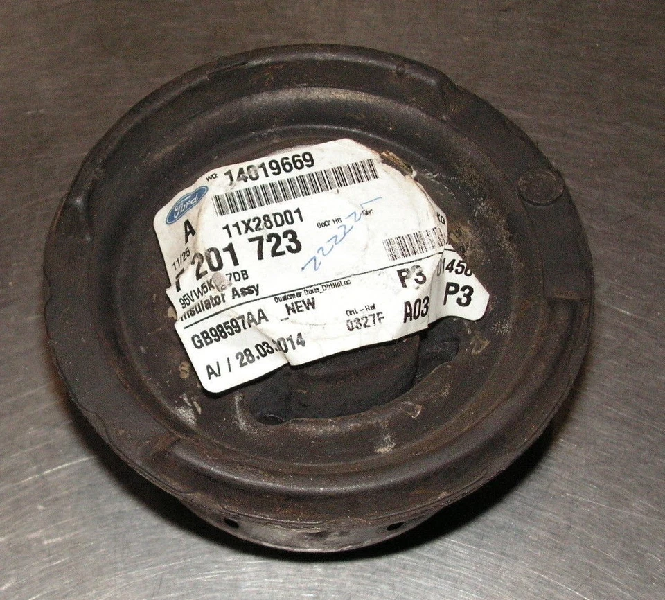 Ford Galaxy Rear Axle Insulator Bearing Finis Code 7201723  - Image 1 of 1