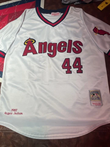 MLB California Angels Cooperstown Collection Reggie Jackson #44 Jersey size 48 Cover