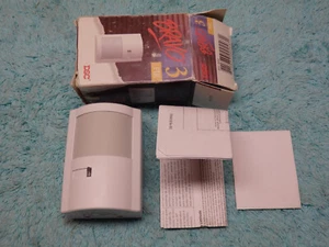 DSC BV-300 Bravo 3 PIR Motion Detector - NEW - Picture 1 of 3