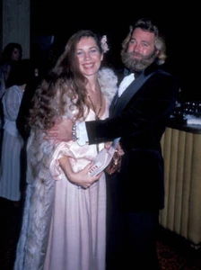 Dan Haggerty y Diane Rooker en la Séptima Película: Los Ángeles - 1978 Foto 2 - Imagen 1 de 1