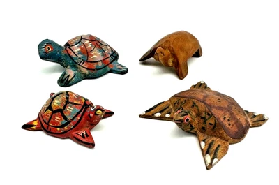 Juego de 4 Tortuga Tortuga Tortuga Madera Miniatura Pintada a Mano Tallada a Mano Primitiva Foto 1 de 4