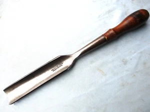 BEAUTIFUL CHARLES BUCK 1 1/2" WIDE GOUGE CHISEL - #7 SWEEP - Picture 1 of 5