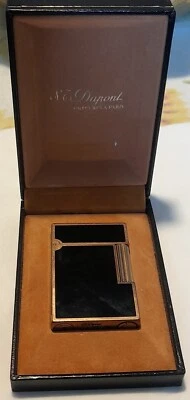 Accendino Dupont "Vintage" linea 2, Lacke de Chine Nera, con custodia.  - Immagine 1 di 4