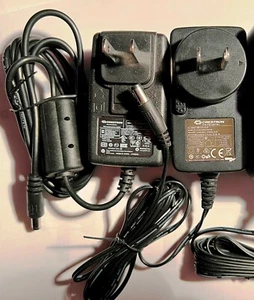Crestron PW-2407WU Wall Mount Power Pack, 24 VDC, 0.75 A, 2.1 mm, US - Picture 1 of 1