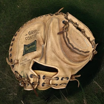 MacGregor Brunswick GP Catchers Mitt Glove 1963 Vintage Green Label RHT Made USA - Image 1 of 4