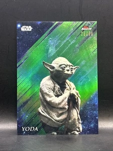 2018 Topps Finest Star Wars #97 YODA rifrattore verde /99 - Foto 1 di 2