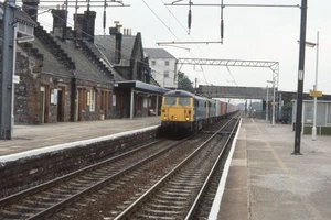 S55 35mm Slide Class 87 87004 87021 Lockerbie c.1984 - Picture 1 of 1