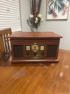 Innovative ITVS-200B 6-in-1 Bluetooth Record Player CD Tape Entertainment Center - Picture 1 of 12