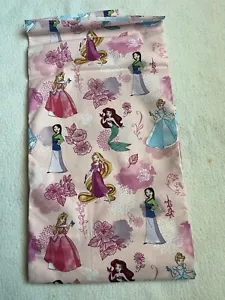 Disney princess themed cotton fabric half yard - Picture 1 of 5