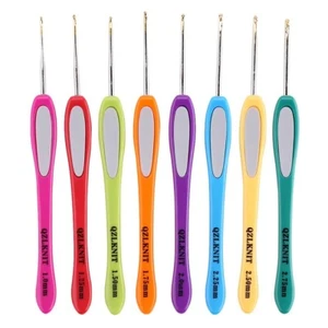 8PCS Crochet Hooks Sewing Tool Kit Yarn Knitting Needles Ergonomic Grip Set AU - Picture 1 of 6