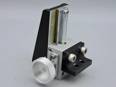 Estante y piñón OptoSigma eje Z cola de milano etapa de traducción TAR-38403L-M6 Foto 1 de 4