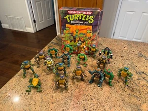 Lot Of 17 Teenage Mutant Ninja Turtles Action Figures-Don Raphie, Mikey W/CASE - Picture 1 of 10