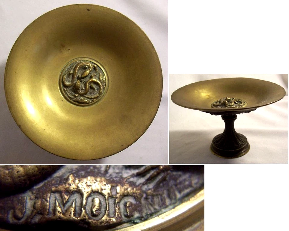 Petite COUPE piedouche XIXè BRONZE signée J. MOIGNIEZ décor SALAMANDRE feuillage - Photo 1/1