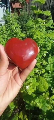 96g CŒUR EN JASPE ROUGE Madagascar  Lithothérapie PIERRE NATURELLE - Photo 1/4