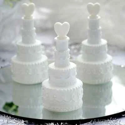 24 WEDDING CAKE BUBBLES - Free Shipping - Image 1 of 2