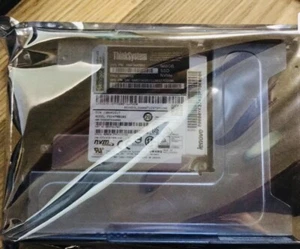 960GB TOSHIBA SSD PX04PMB080 NVME U.2 Solid State Drive - Picture 1 of 2