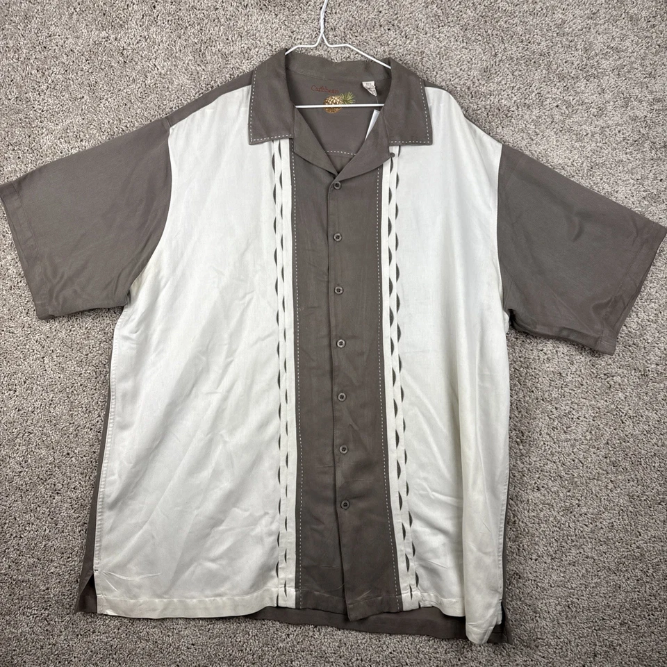 Camisa para hombre con logotipo de piña caribeña 2XT manga corta tropical bordada Foto 1 de 4