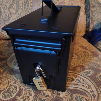 Lata de munición de metal calibre 50 impermeable bloqueo almacenamiento con asa de transporte nueva Foto 1 de 4