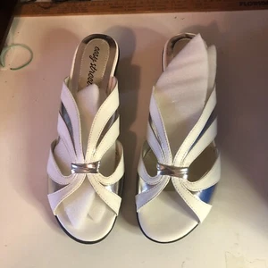 Zapatos de mujer Easy Street blancos Lorna 40-2683 9 M NUEVOS - Imagen 1 de 6
