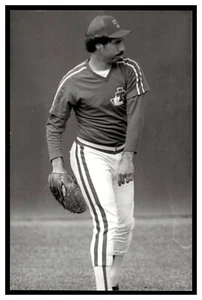 Paul Mirabella (1983) Texas Rangers Vintage Baseball Postcard PCTX - Picture 1 of 2